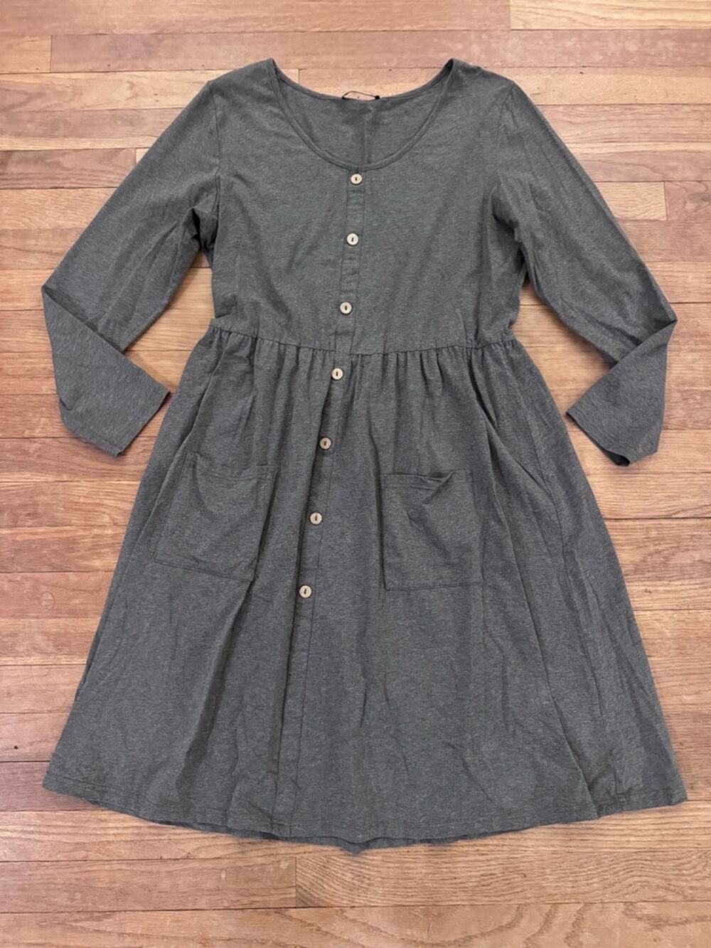 OUGES Women's Gray Knee Length A-Line Button Front Dress - Size XXL
b93